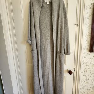 100% woman's cashmere robe